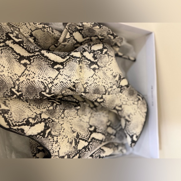 Steve Madden Snakeskin Pattern Over the Knee Boots - Picture 7 of 13